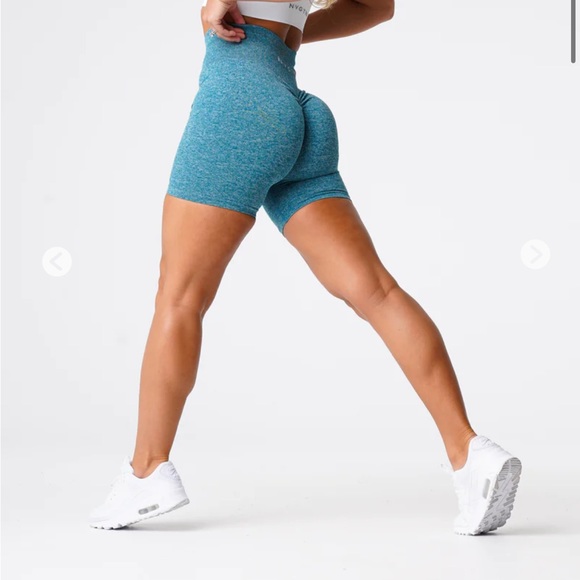 NVGTN scrunch shorts teal - Picture 1 of 3